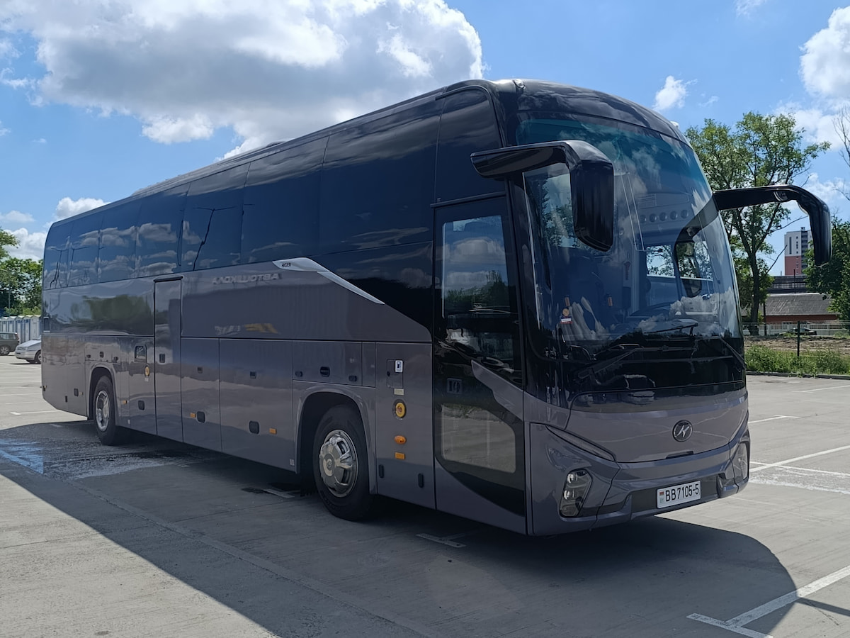 Автобус Higer 6126 53 места