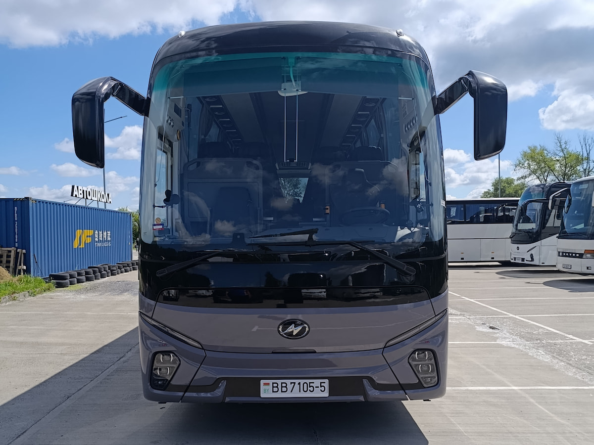 Автобус Higer 6126 53 места